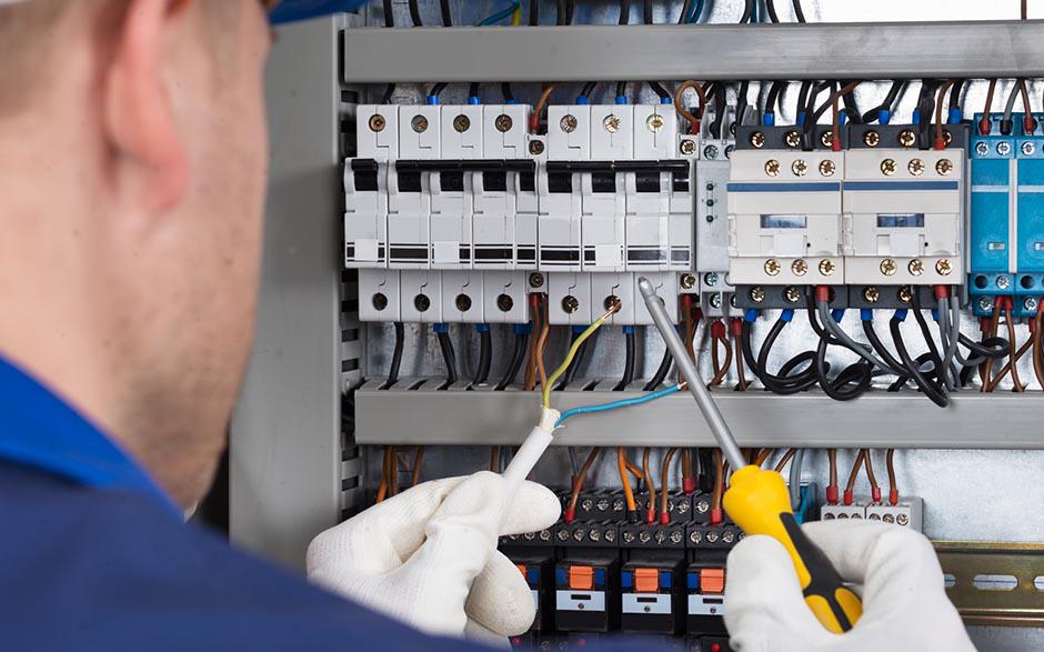 je recherche un électricien L'Isle-Adam