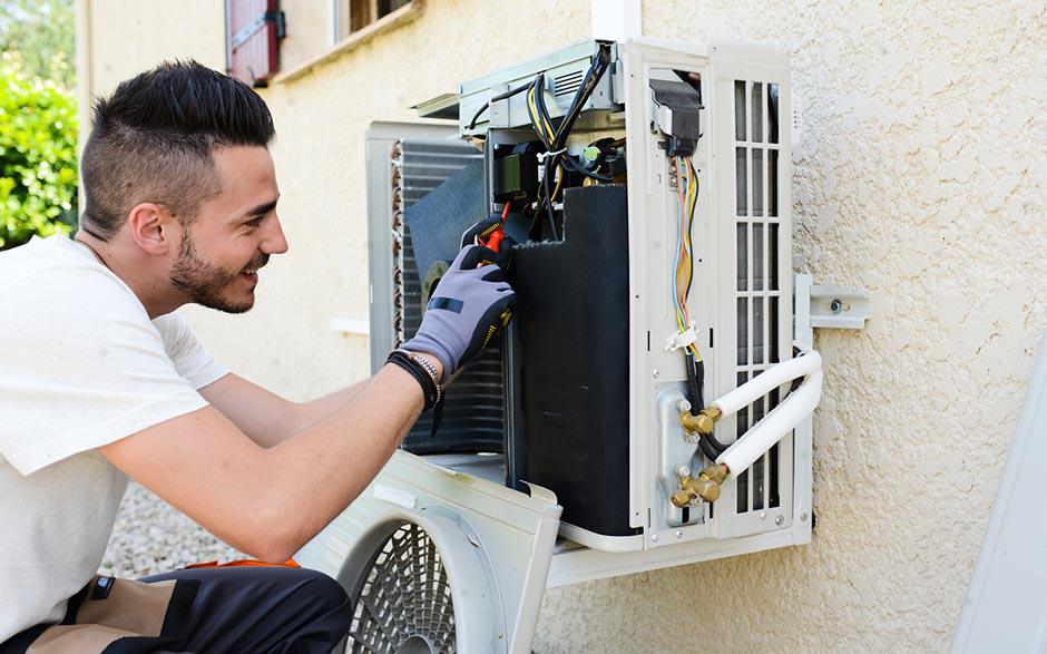 je recherche un électricien Lognes